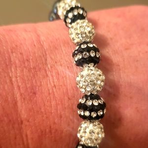 Black knotted Swarovski crystals bracelet